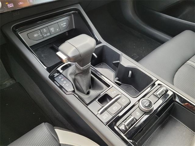 new 2025 Kia K5 car, priced at $33,645