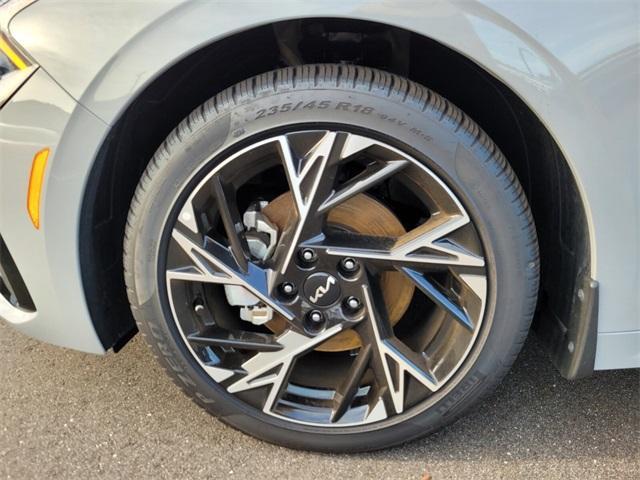 new 2025 Kia K5 car, priced at $33,645