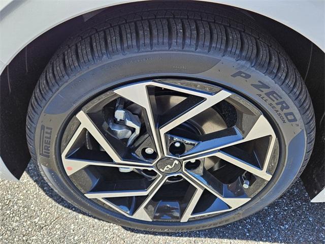 new 2025 Kia K5 car, priced at $36,325