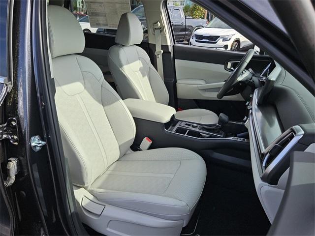 new 2025 Kia Sorento car, priced at $38,300