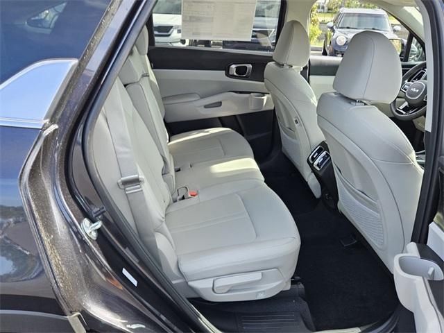 new 2025 Kia Sorento car, priced at $38,300