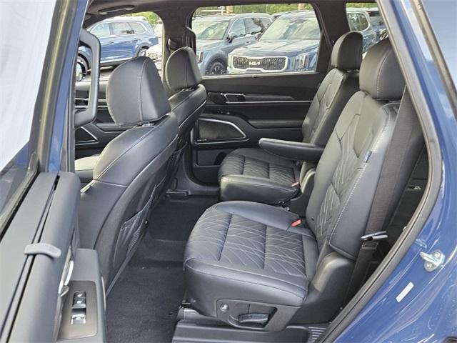 new 2025 Kia Telluride car, priced at $55,595