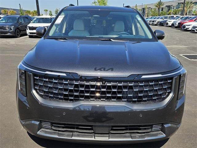 new 2025 Kia Carnival Hybrid car, priced at $54,630