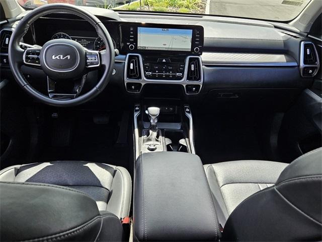 used 2023 Kia Sorento car, priced at $26,981