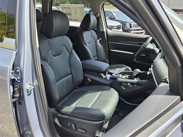 new 2025 Kia Telluride car, priced at $44,780
