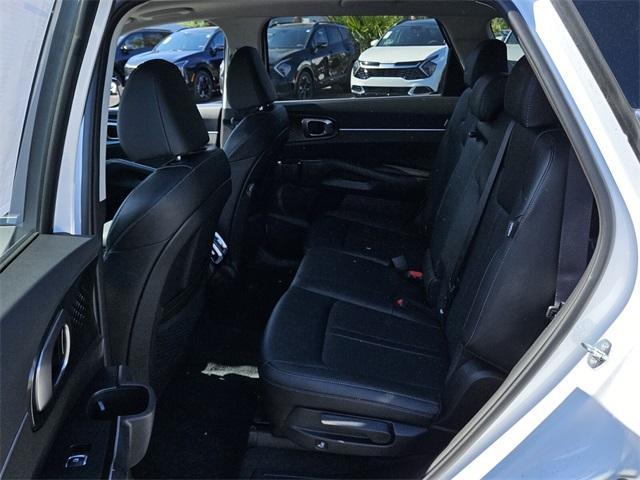 new 2025 Kia Sorento car, priced at $38,795