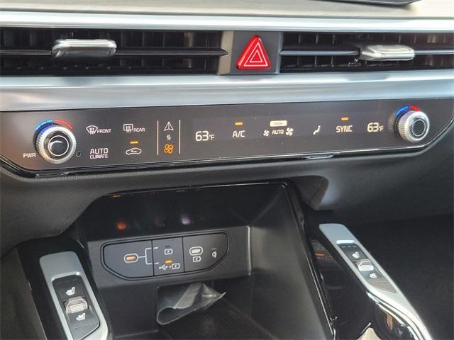 new 2025 Kia Sorento car, priced at $44,245