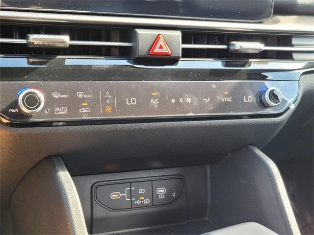 new 2026 Kia Sportage car, priced at $33,189