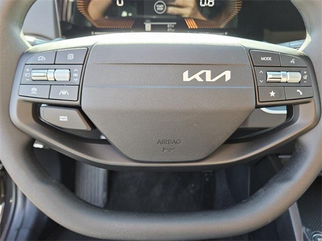 new 2025 Kia K4 car