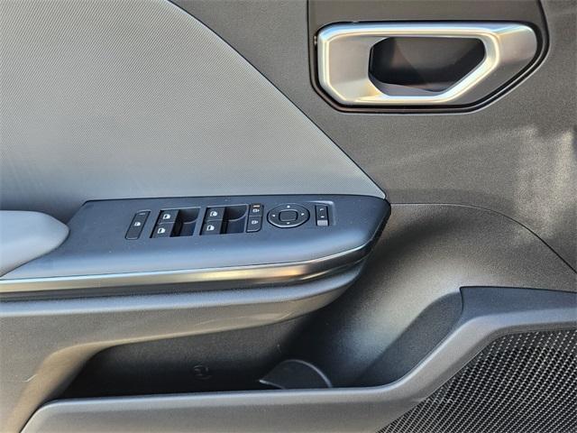 new 2025 Kia K4 car