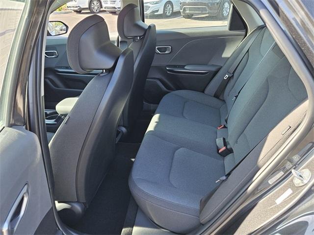 new 2025 Kia K4 car