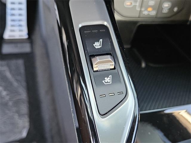 new 2025 Kia Sorento Hybrid car, priced at $48,560