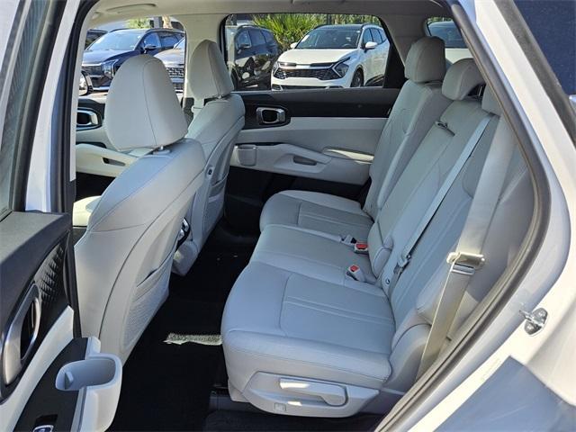 new 2025 Kia Sorento car, priced at $38,795