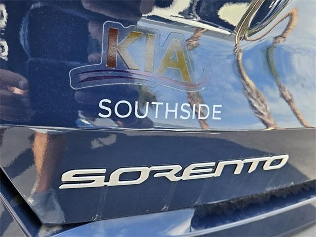 new 2025 Kia Sorento car, priced at $38,100