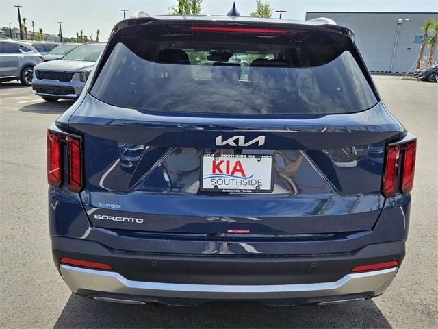 new 2025 Kia Sorento car, priced at $38,100