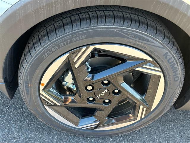 new 2025 Kia K4 car, priced at $23,506