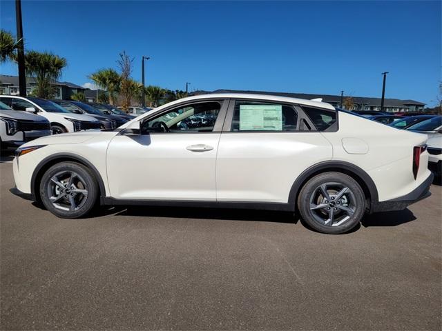 new 2025 Kia K4 car, priced at $23,355