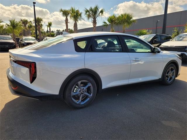 new 2025 Kia K4 car, priced at $23,355