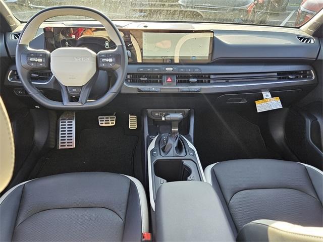new 2025 Kia K4 car, priced at $30,285
