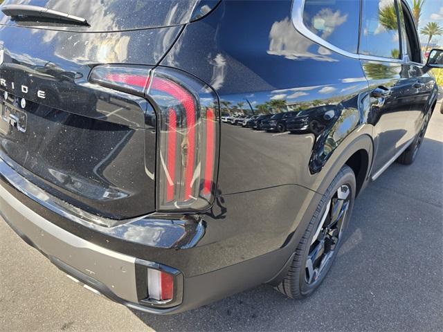 new 2025 Kia Telluride car, priced at $44,315