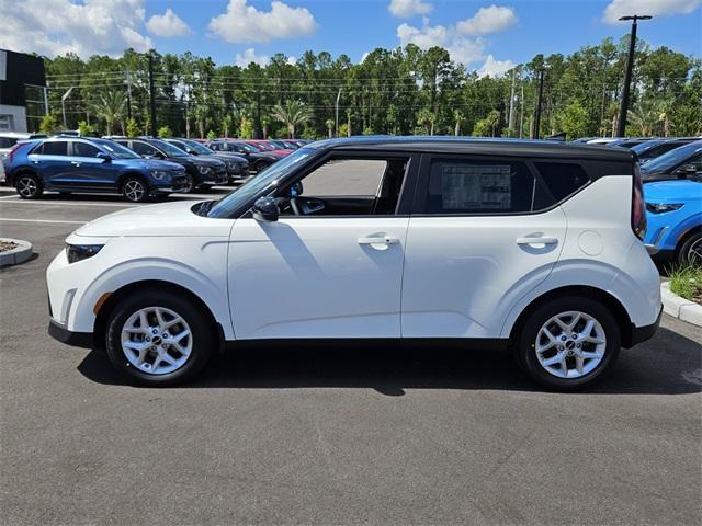 new 2025 Kia Soul car, priced at $25,380