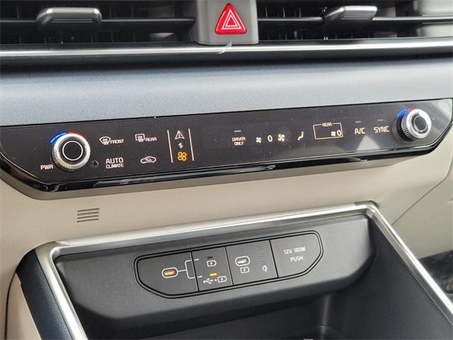 new 2026 Kia Carnival Hybrid car, priced at $46,020