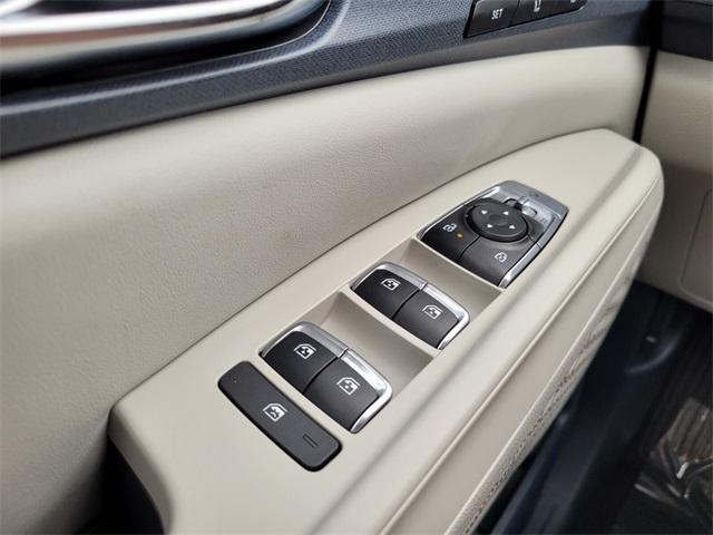 new 2026 Kia Carnival Hybrid car, priced at $46,020
