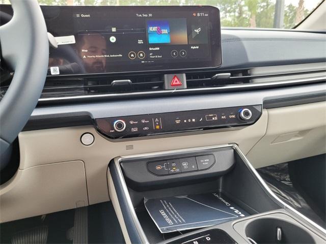 new 2026 Kia Carnival Hybrid car, priced at $46,020