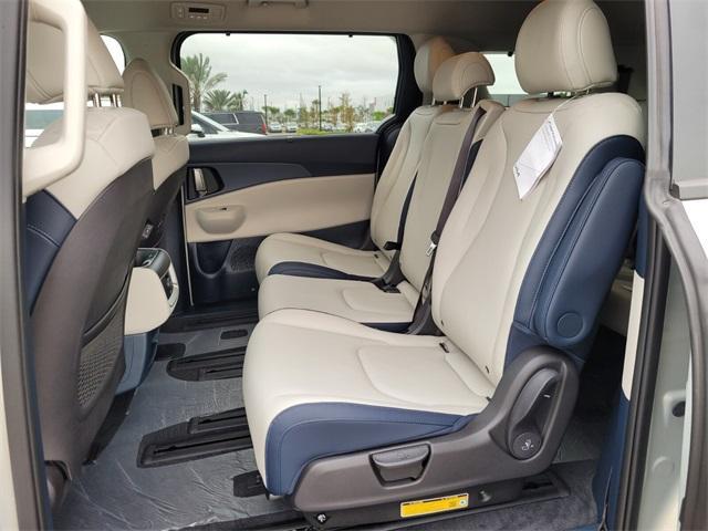 new 2026 Kia Carnival Hybrid car, priced at $46,020