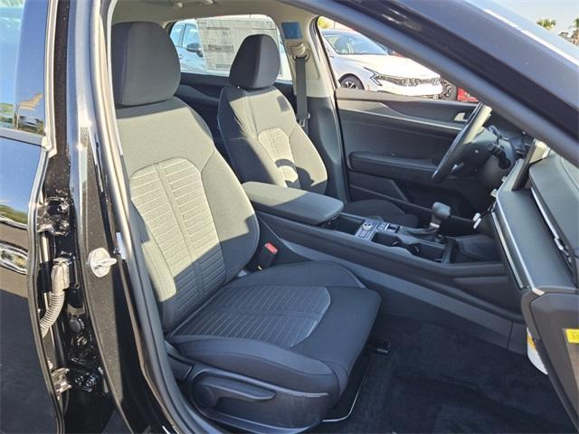 new 2025 Kia K5 car, priced at $28,825