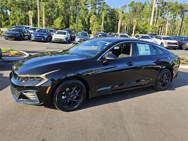 new 2025 Kia K5 car, priced at $28,825