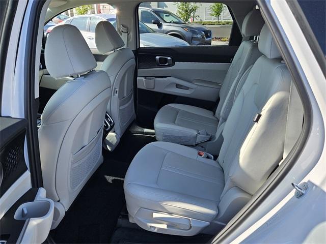 new 2025 Kia Sorento car, priced at $40,895