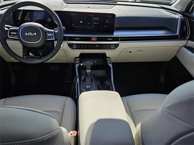 new 2025 Kia Sorento car, priced at $40,895