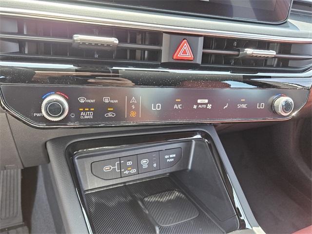 new 2025 Kia K5 car, priced at $32,990