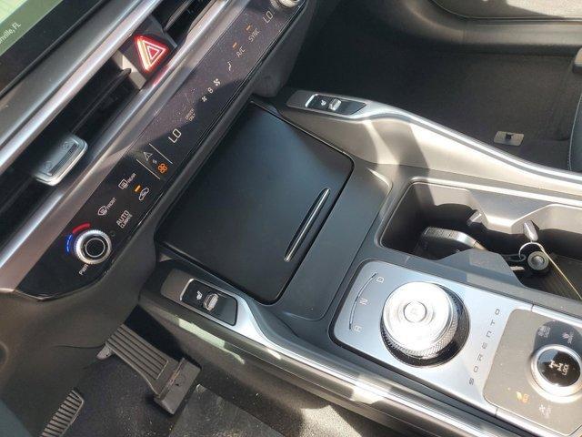 new 2025 Kia Sorento Hybrid car, priced at $42,090