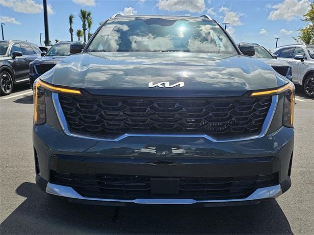 new 2025 Kia Sorento Hybrid car, priced at $42,090