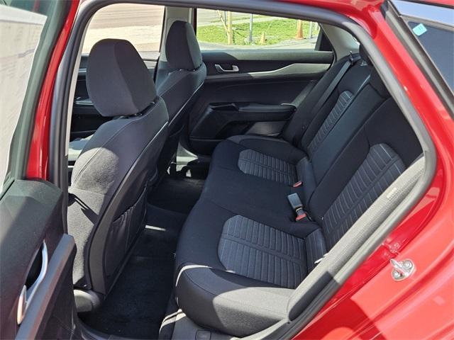 new 2025 Kia K5 car, priced at $29,165