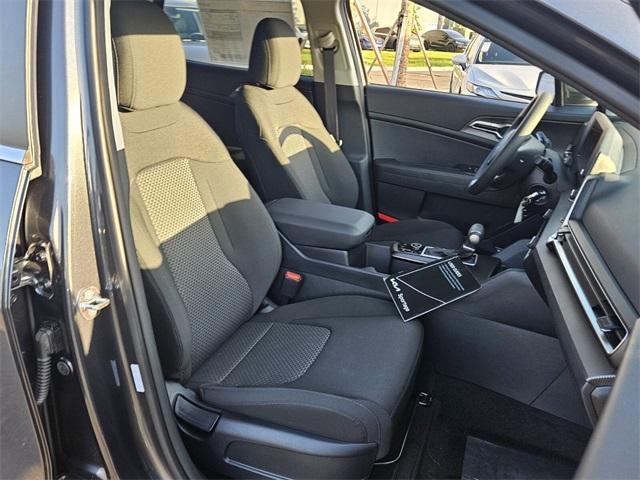 new 2025 Kia Sportage car, priced at $29,705