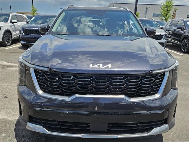 new 2025 Kia Sorento car, priced at $38,300