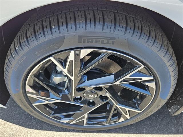 new 2025 Kia K5 car, priced at $30,045