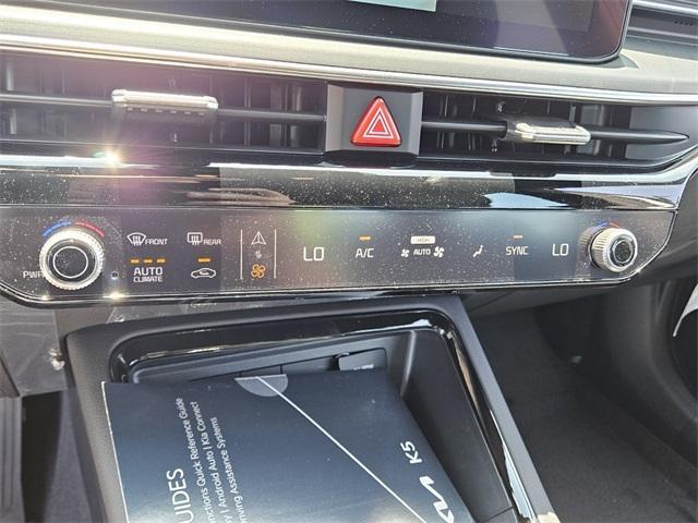 new 2025 Kia K5 car, priced at $30,045