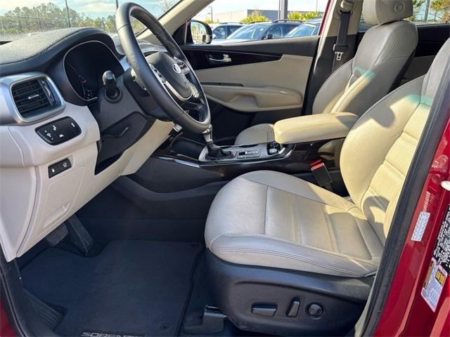 used 2020 Kia Sorento car, priced at $17,491