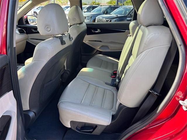 used 2020 Kia Sorento car, priced at $17,491