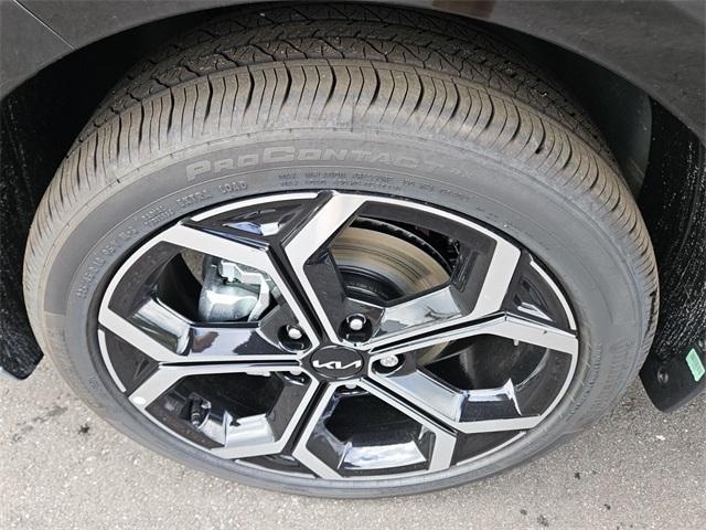 new 2025 Kia Niro car, priced at $33,735