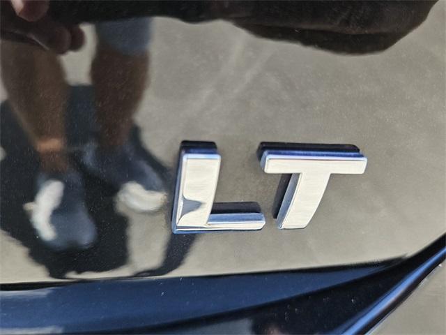 used 2022 Chevrolet Equinox car, priced at $19,591