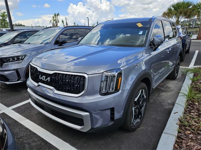 used 2024 Kia Telluride car, priced at $35,491