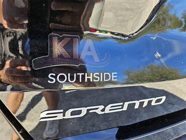 new 2025 Kia Sorento car, priced at $33,920