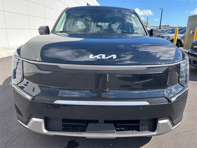 new 2026 Kia EV9 car, priced at $47,608