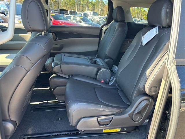 new 2026 Kia Carnival car, priced at $39,280