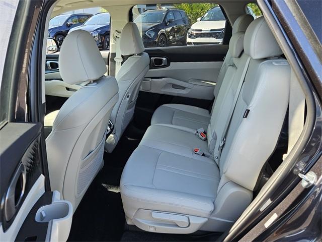 new 2025 Kia Sorento car, priced at $37,830